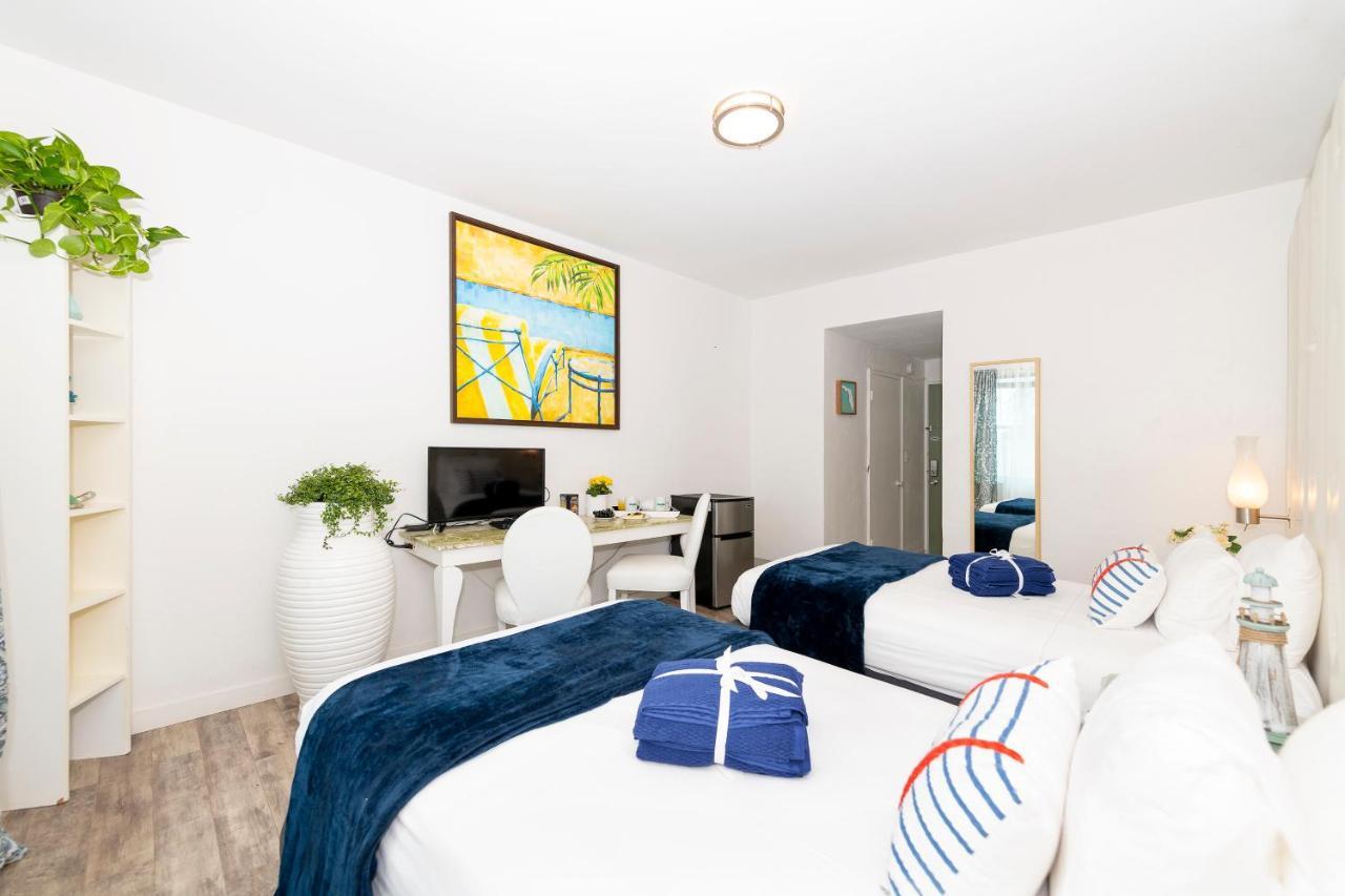 6768 Collins Miami