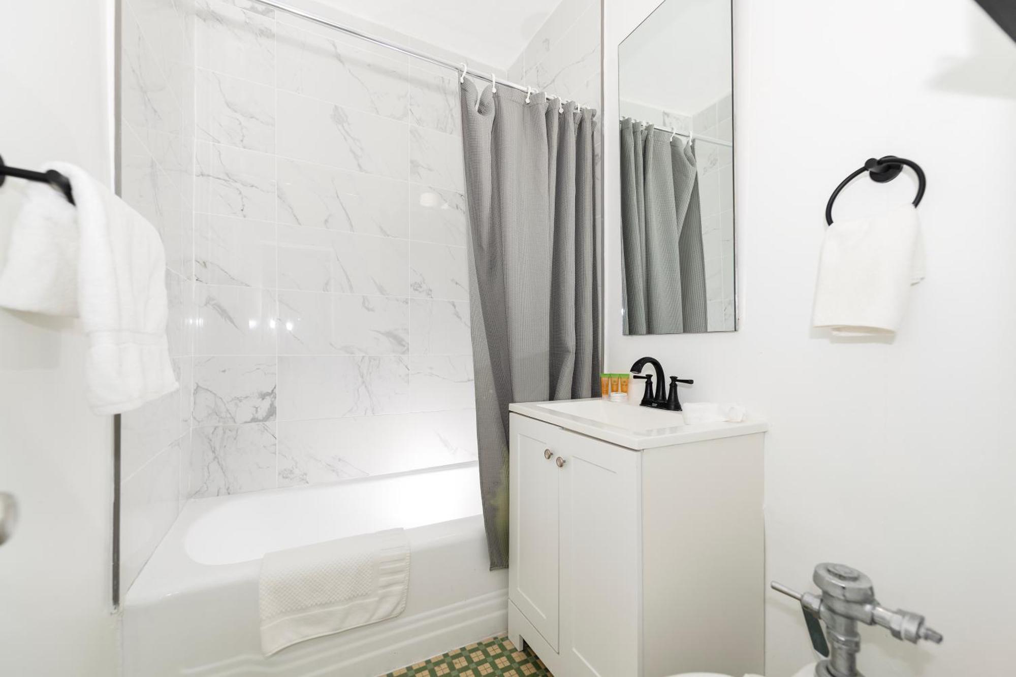 Apartamento 6768 Collins Miami *